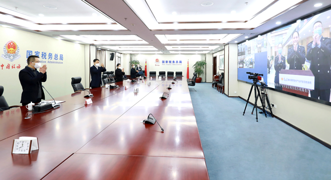 王军慰问总局机关、基层税务干部职工和驻总局武警官兵 让便利服务更有感  让办税缴费更智能 让后勤保障更贴心  让安全值守更给力